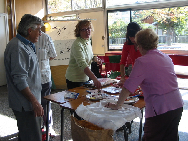 Gérard, André, Michèle, Évelyne et Yvette.